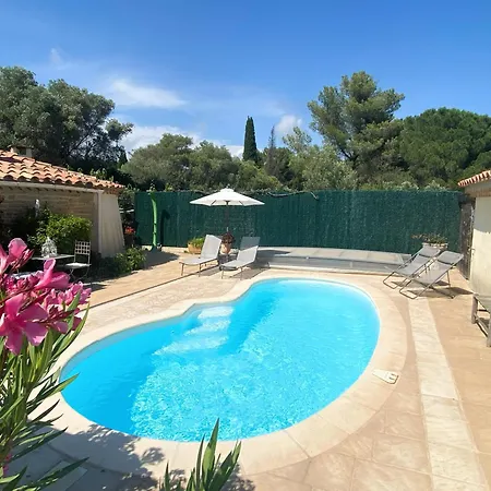 Villa Provencale Avec Piscine Privative *